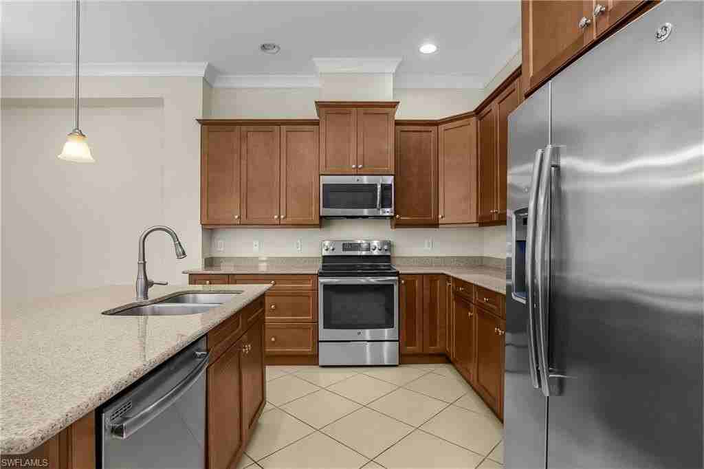 7162 Dominica Dr - Photo 2 of 40