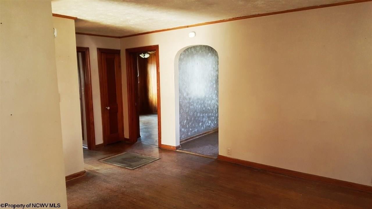 133 Camden Ave - Photo 2 of 17