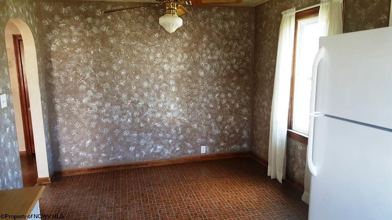 133 Camden Ave - Photo 7 of 17