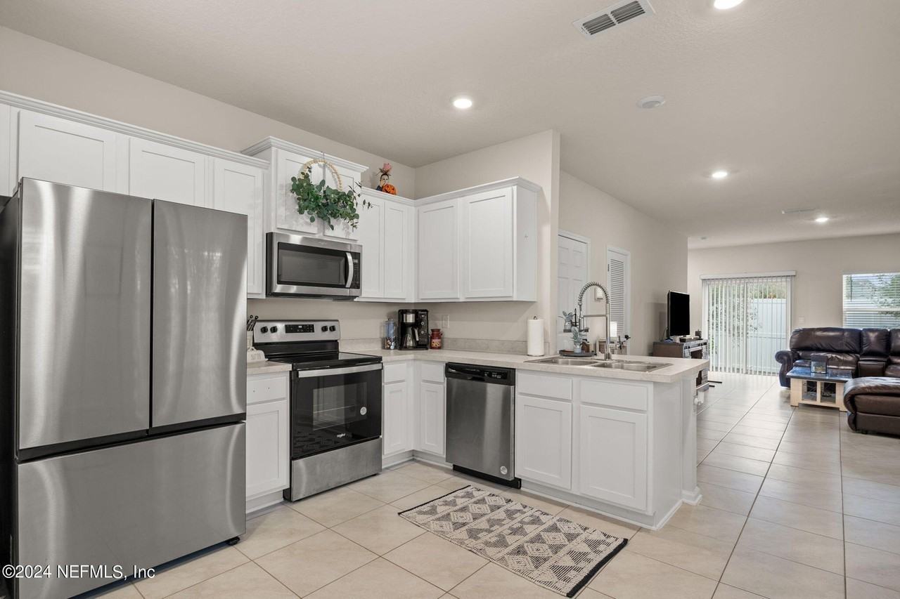 991 Observatory Pkwy - Photo 3 of 12