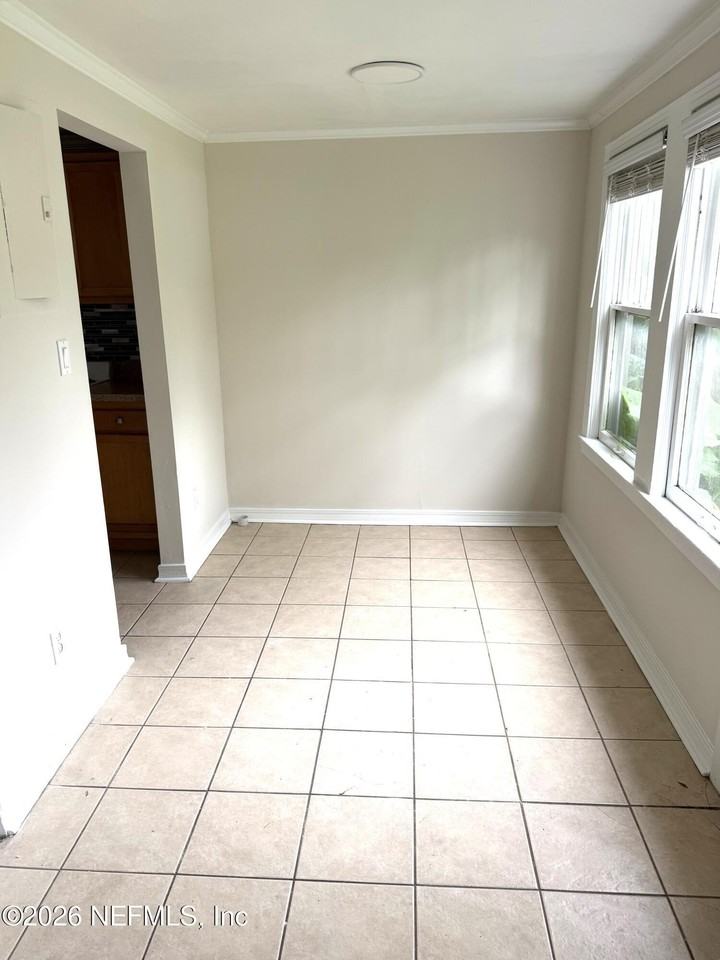 754 Osceola St - Photo 2 of 7