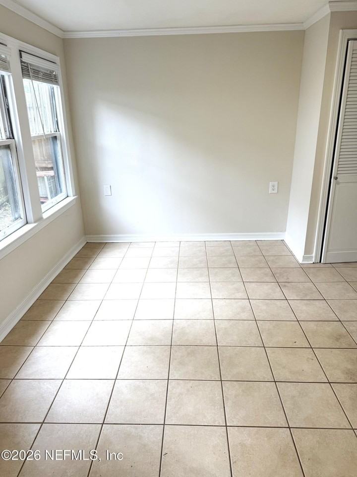 754 Osceola St - Photo 5 of 7
