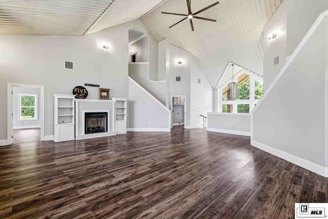40 Loch Lomond Dr - Photo 6 of 39