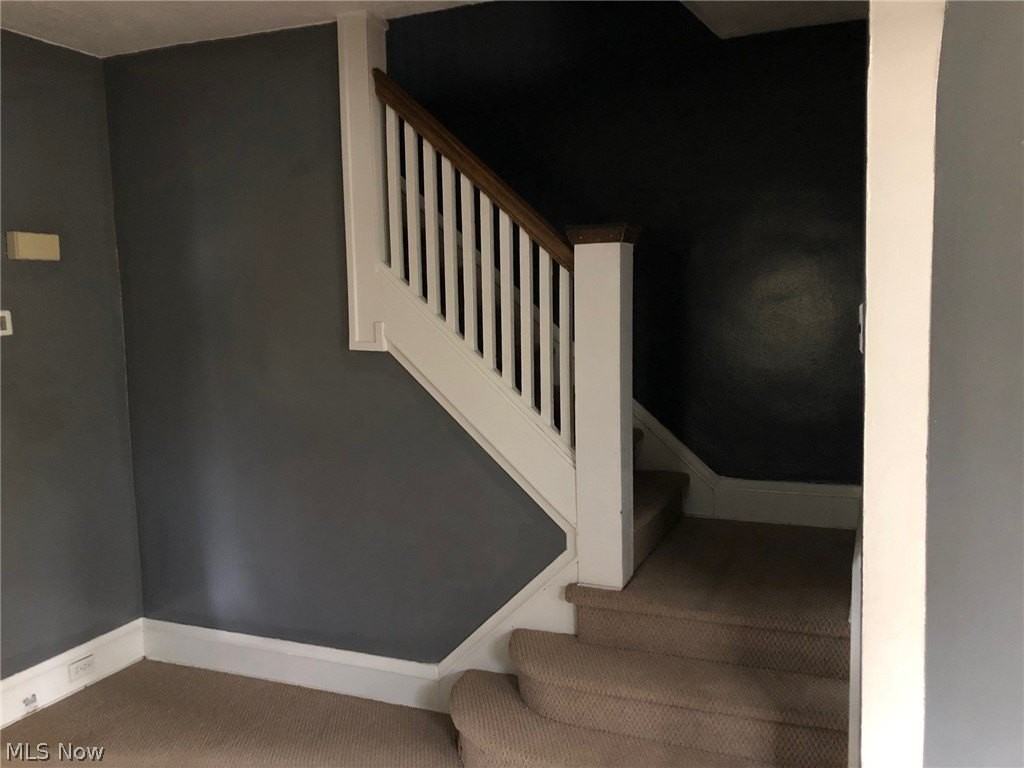 1475 Mars Ave - Photo 5 of 12