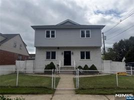 featured image of 148 Church St