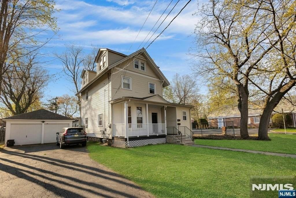460 Orchard St #2 - Photo 5 of 22