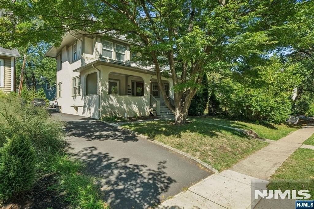132 Midland Ave #2 - Photo 3 of 4