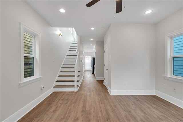 1633 Eagle St - Photo 2 of 26