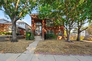 588 Lake Forest Dr - Photo 1 of 1