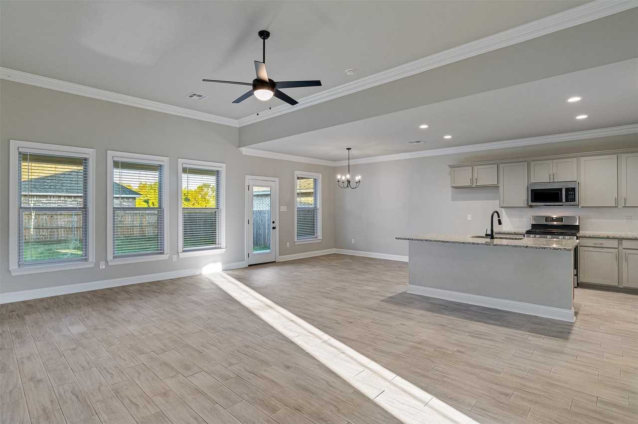603 Gemstone Cir - Photo 3 of 23