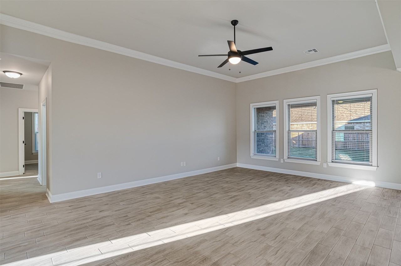 603 Gemstone Cir - Photo 5 of 23