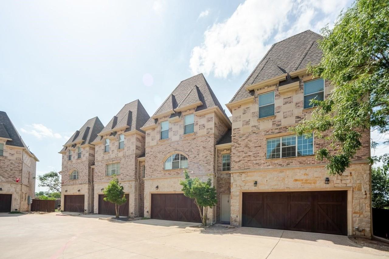 2700 Club Ridge Dr #1