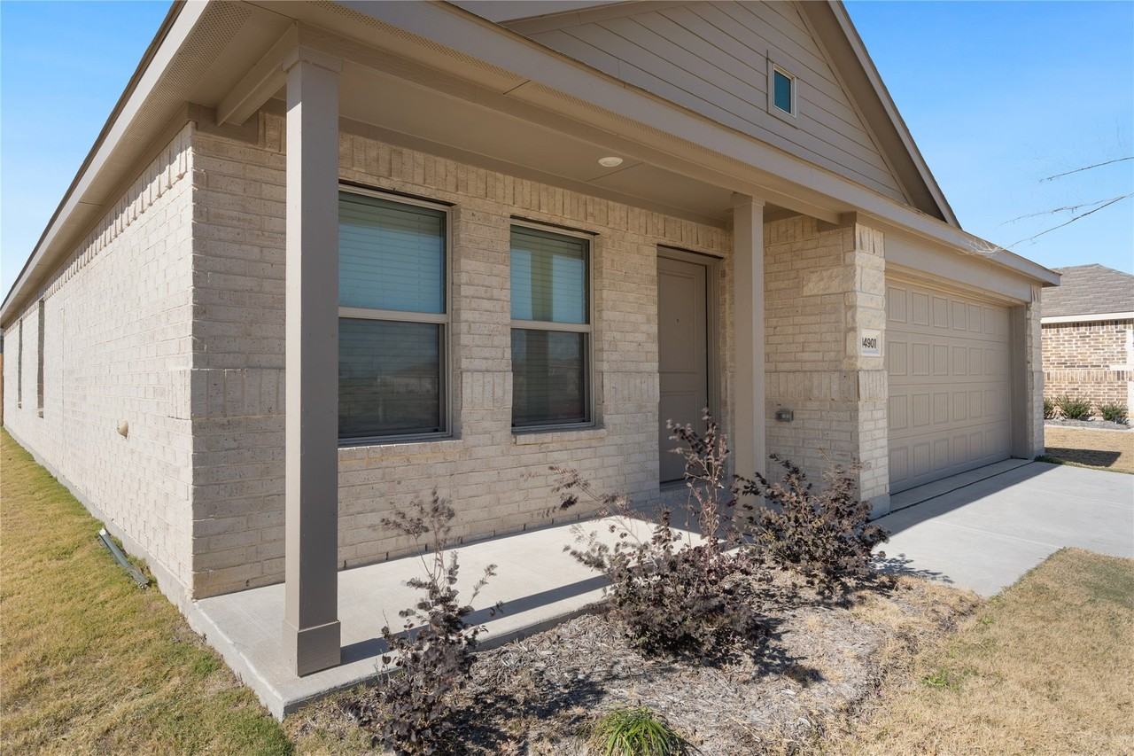 14901 Tejano St - Photo 2 of 32