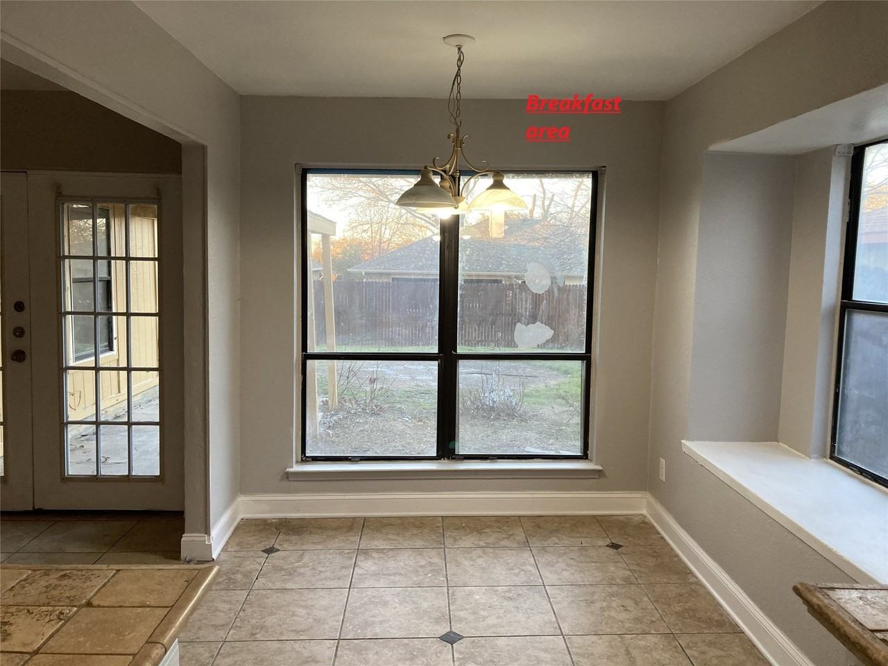 1825 Chisolm Trl - Photo 6 of 21