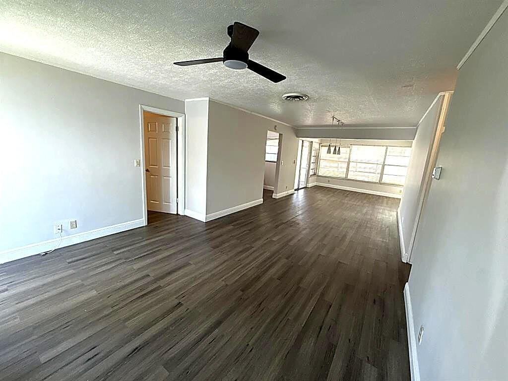 4020 Ne 18th Ave - Photo 7 of 28