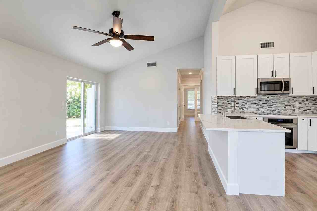 8379 Garden Gate Pl - Photo 4 of 9