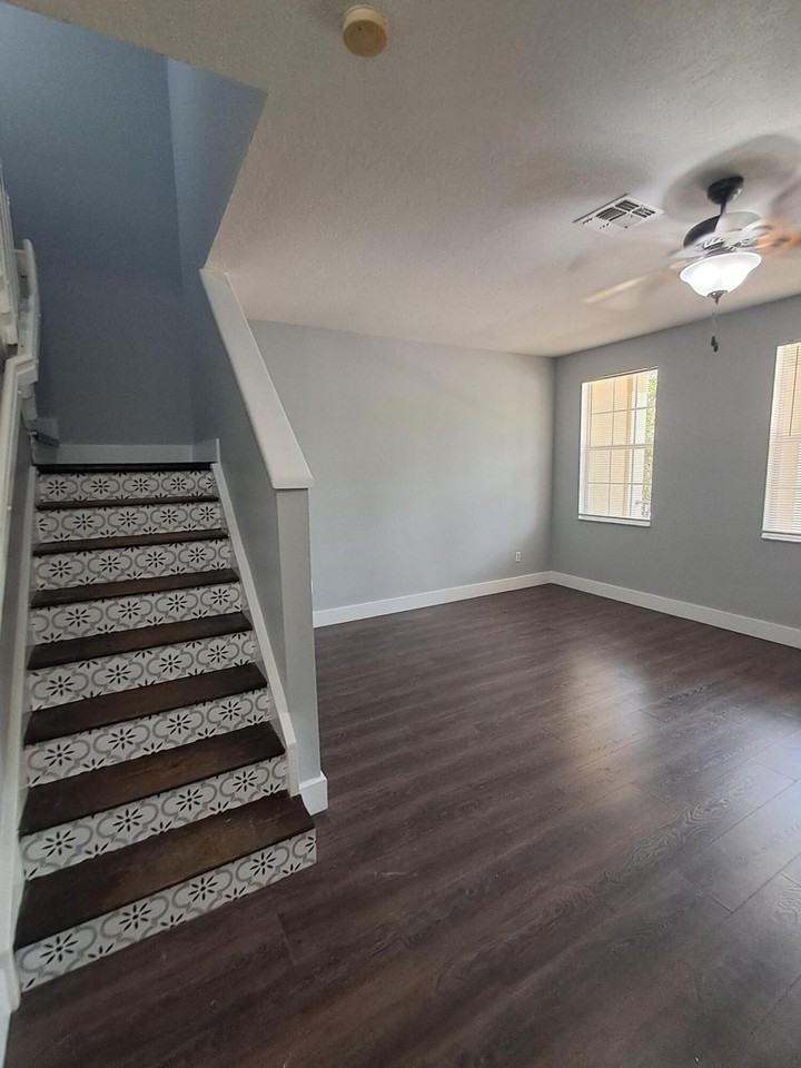 2155 Se Eatonville Dr - Photo 5 of 38