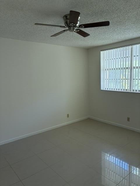 2845 Sw 22nd Ave #2010 - Photo 7 of 12