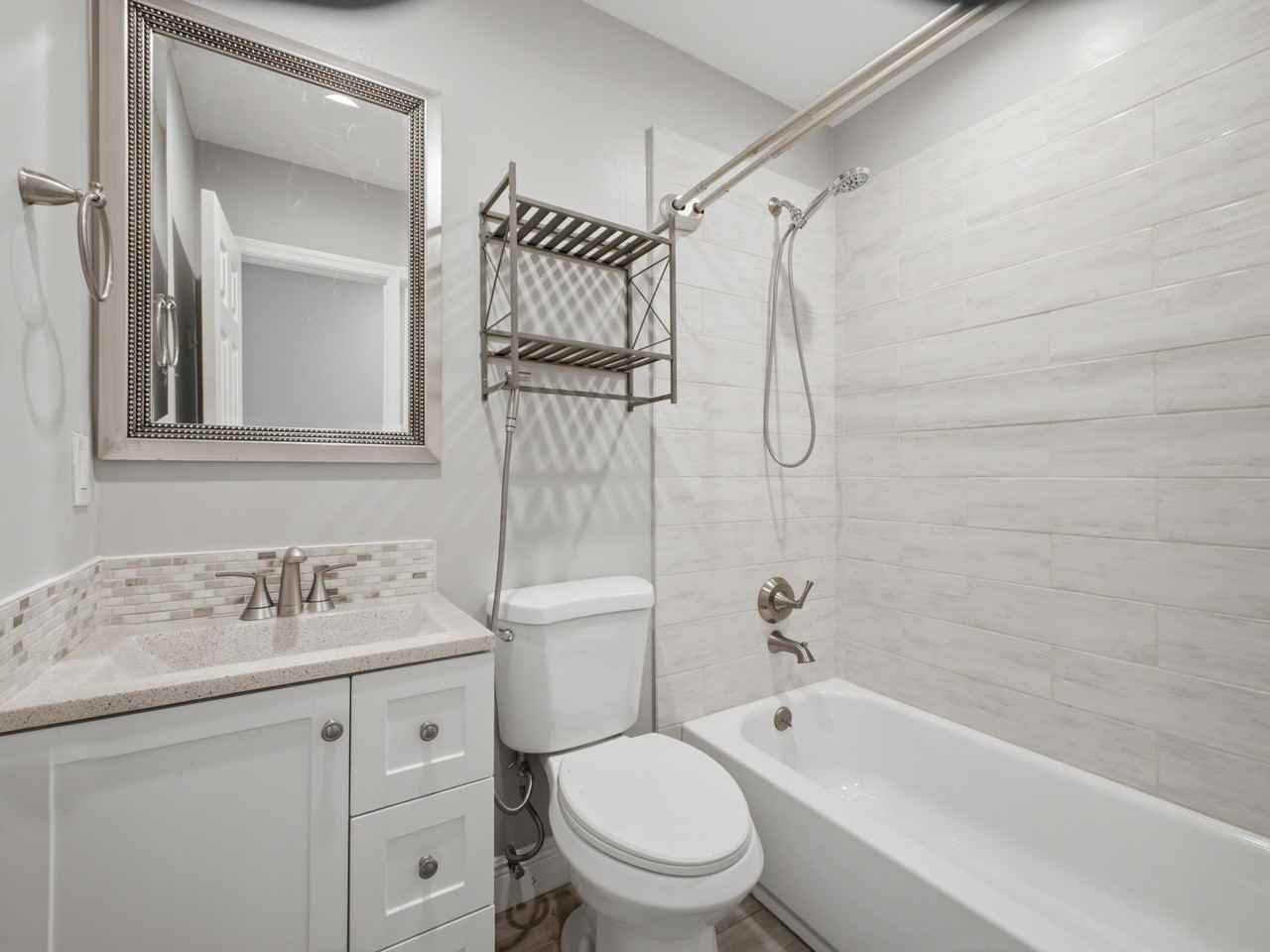 3125 Albatross Rd #A - Photo 7 of 22
