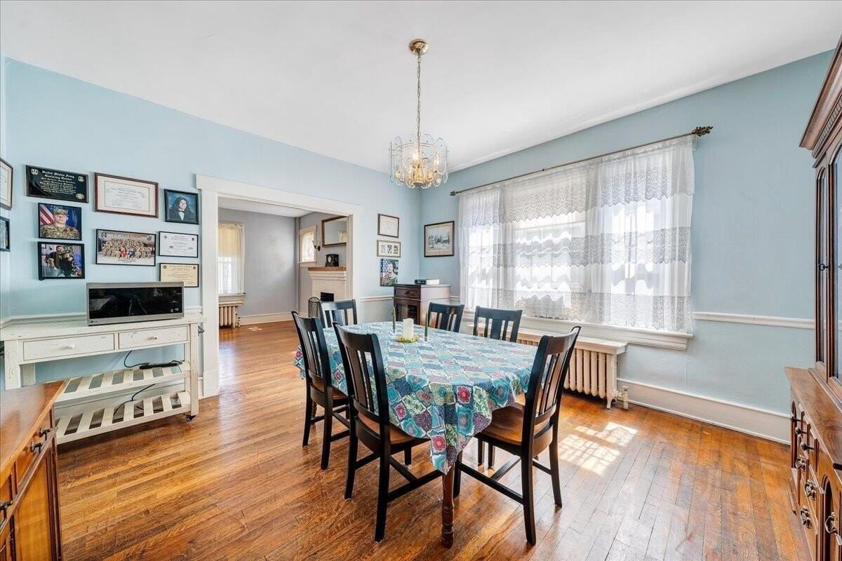 2040 Berkley Ave Sw - Photo 4 of 15