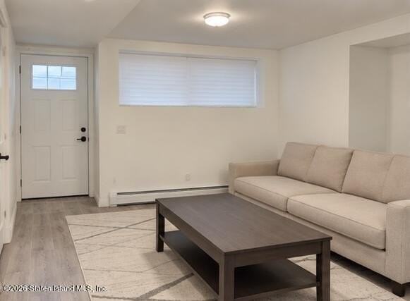 116 Bayview Ave - Photo 2 of 6