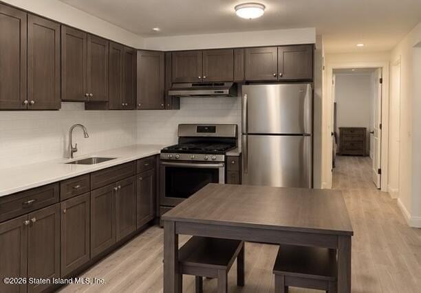 116 Bayview Ave - Photo 3 of 6
