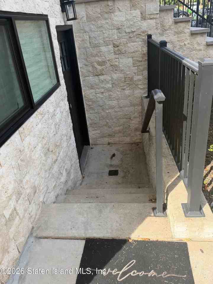 116 Bayview Ave - Photo 6 of 6