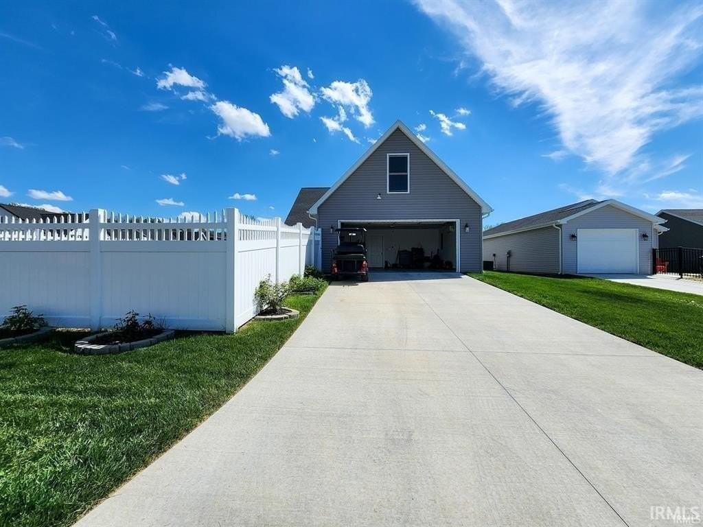 1120 Watership Dr - Photo 3 of 20