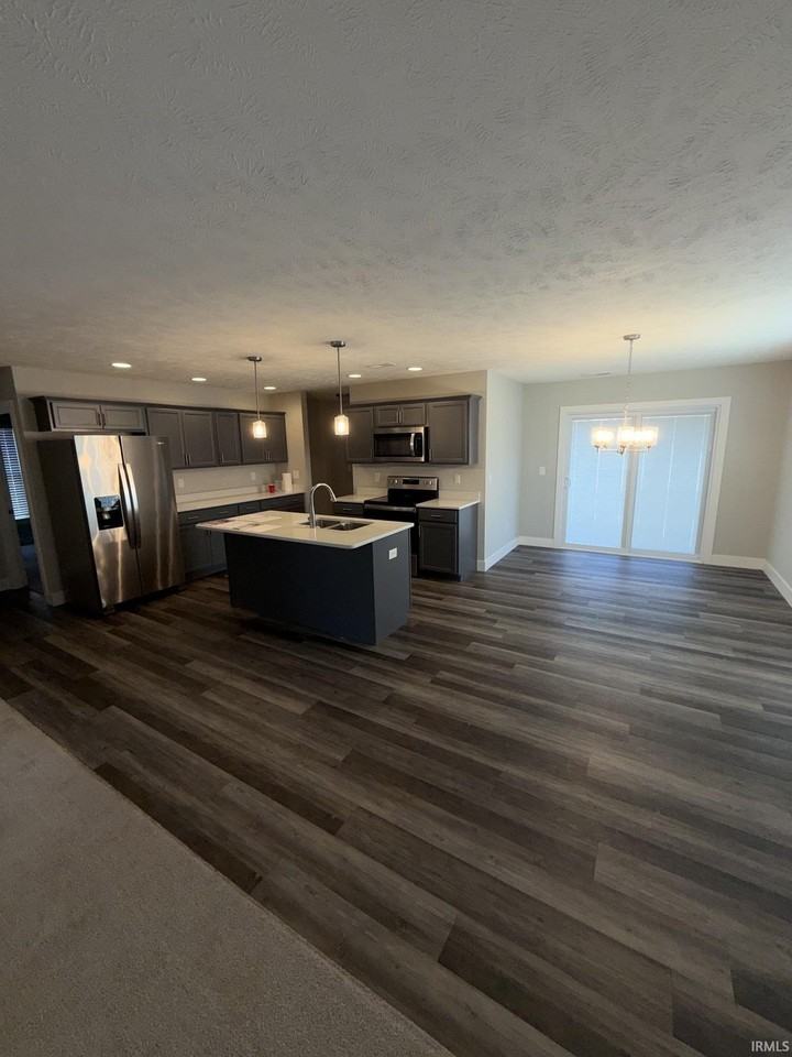 1120 Watership Dr - Photo 7 of 20