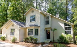 featured image of 1661 Copperfield Cir