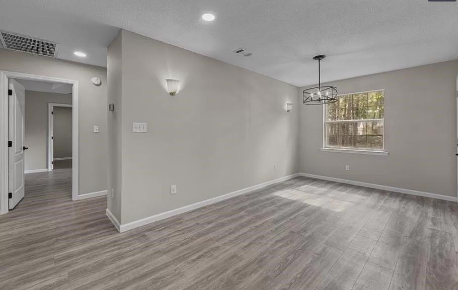 1661 Copperfield Cir - Photo 5 of 21