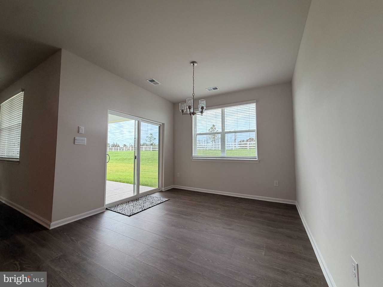 15118 Willow Wood Ct - Photo 7 of 25