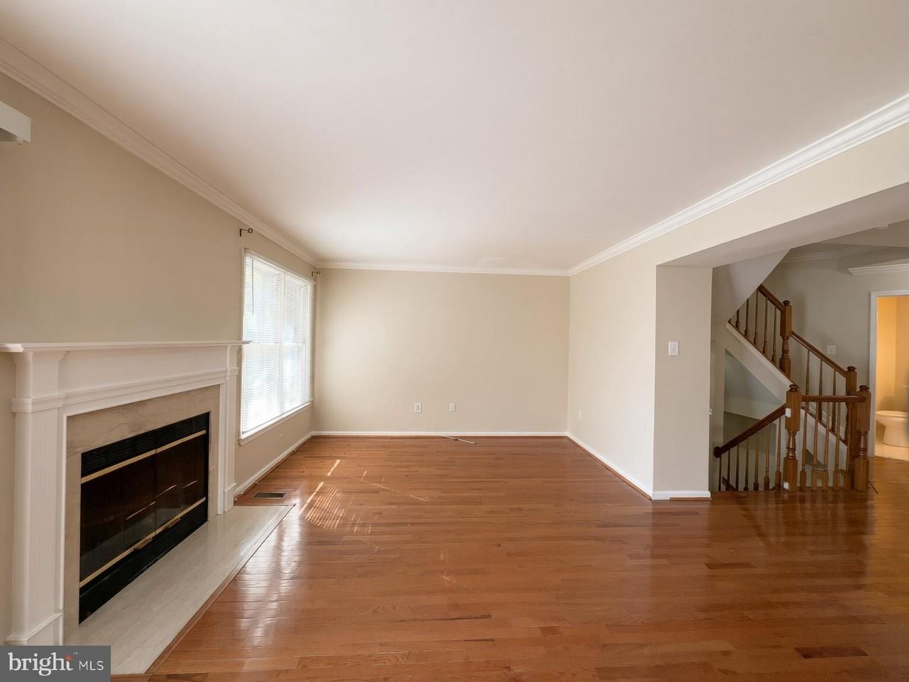 8503 Woodland Manor Dr - Photo 7 of 34