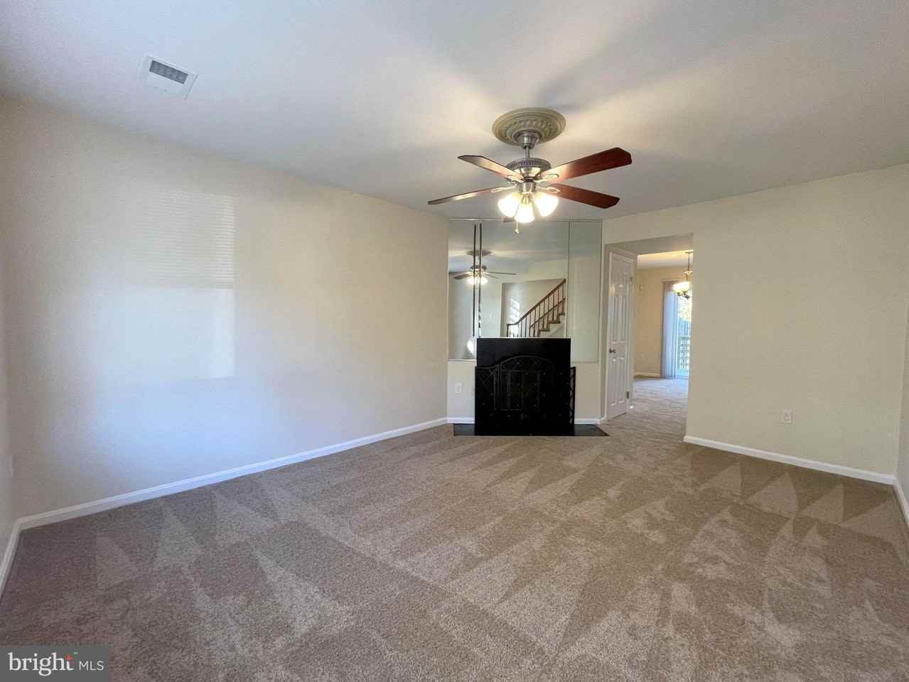 26 Meadow Pl - Photo 2 of 24