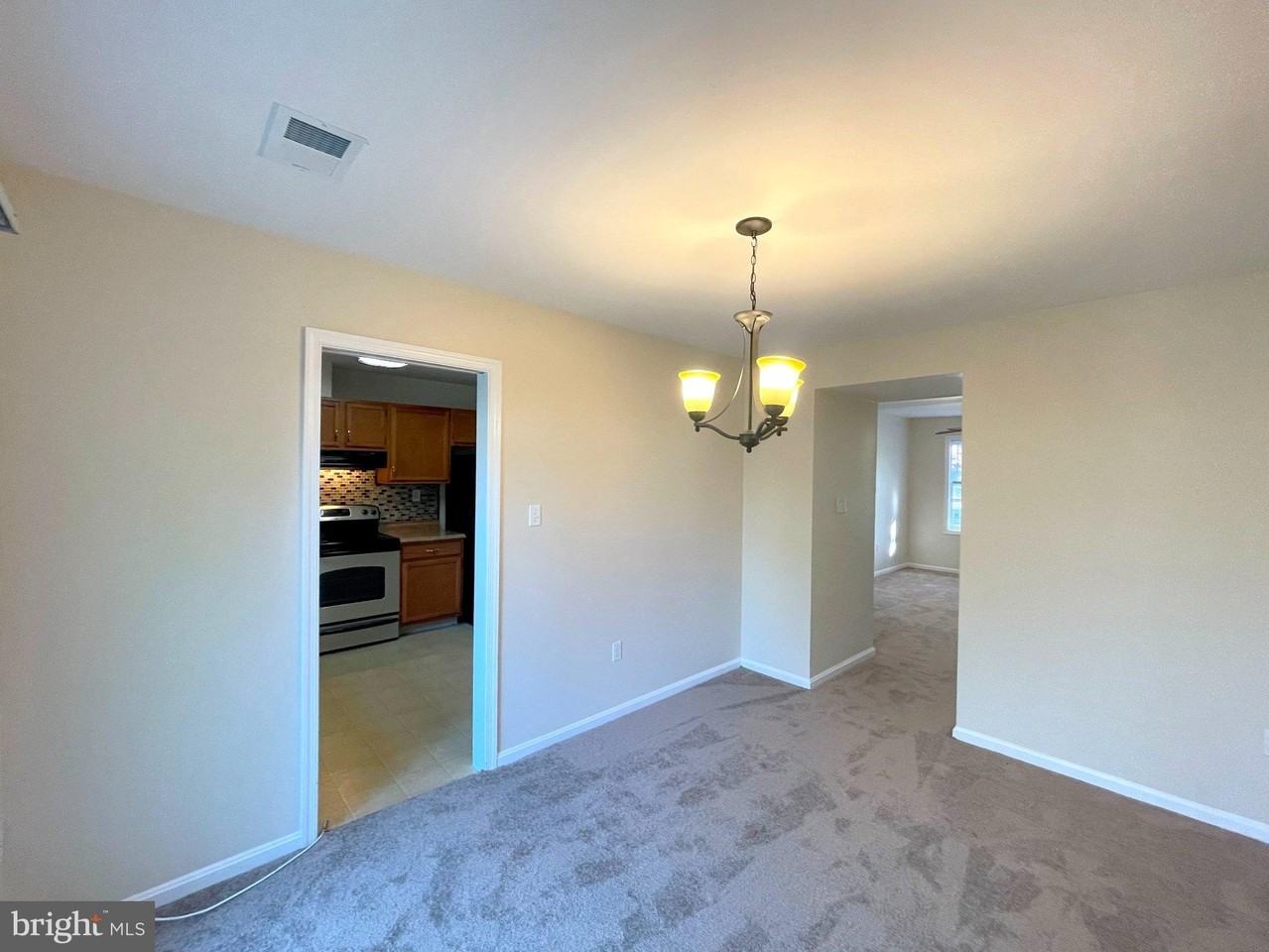 26 Meadow Pl - Photo 6 of 24