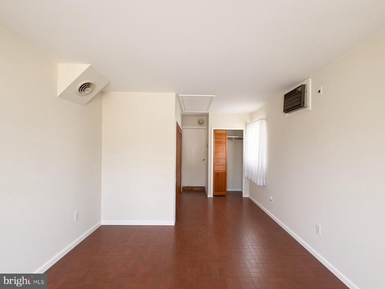 2712 Filbert Ln - Photo 3 of 32