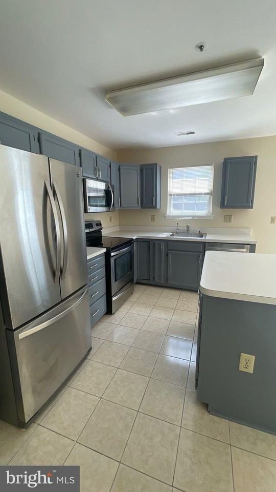 3219 Scarlet Oak Ter - Photo 7 of 29