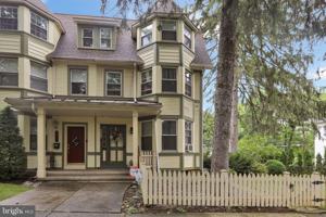 featured image of 1163 Cleveland Ave