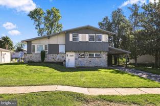 211 Kings Rd - Photo 1 of 1