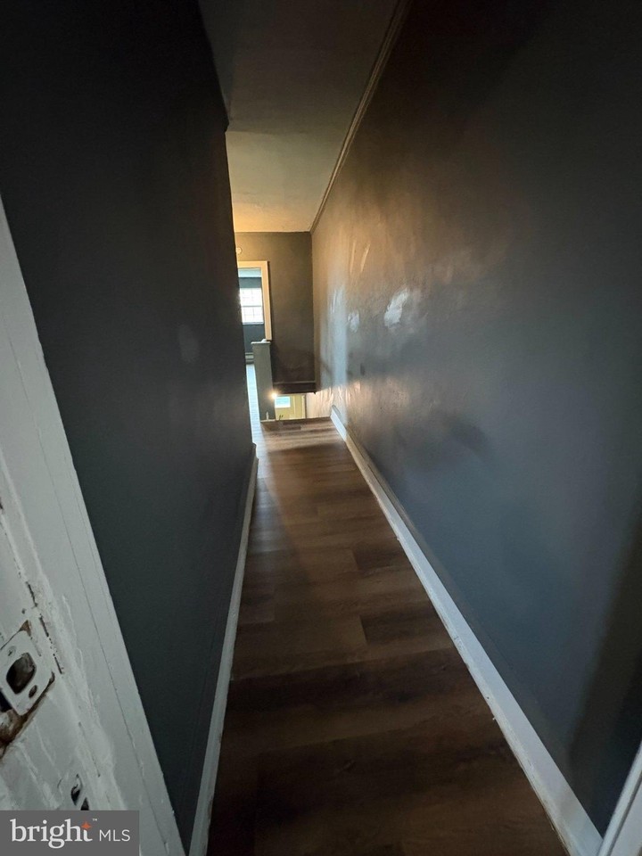 4405 N Lawrence St #2 - Photo 4 of 13