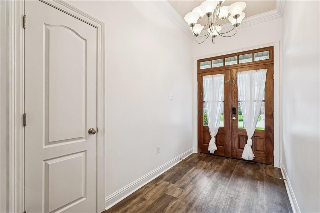 209 Stonebridge Cv - Photo 3 of 19