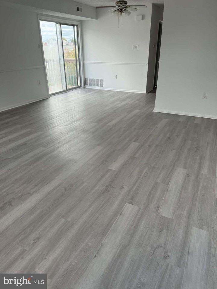 3324 Willits Rd #11B - Photo 6 of 14