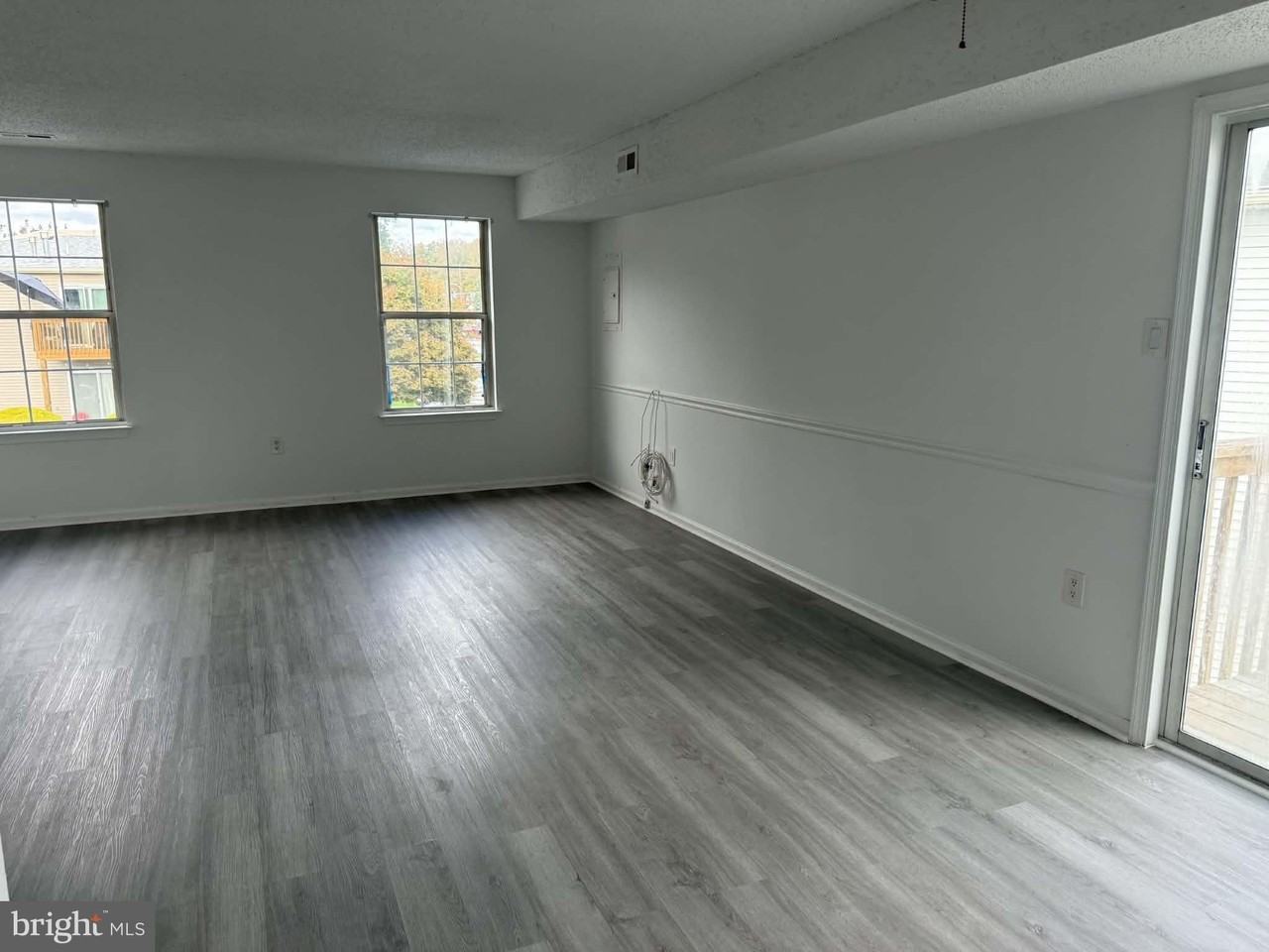 3324 Willits Rd #11B - Photo 7 of 14