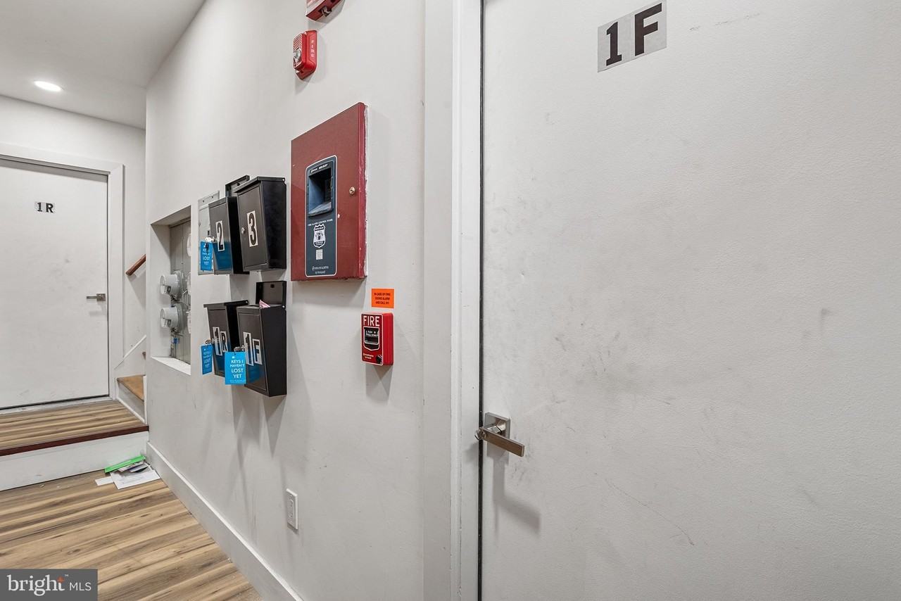 1222 Chancellor St #1F - Photo 2 of 12