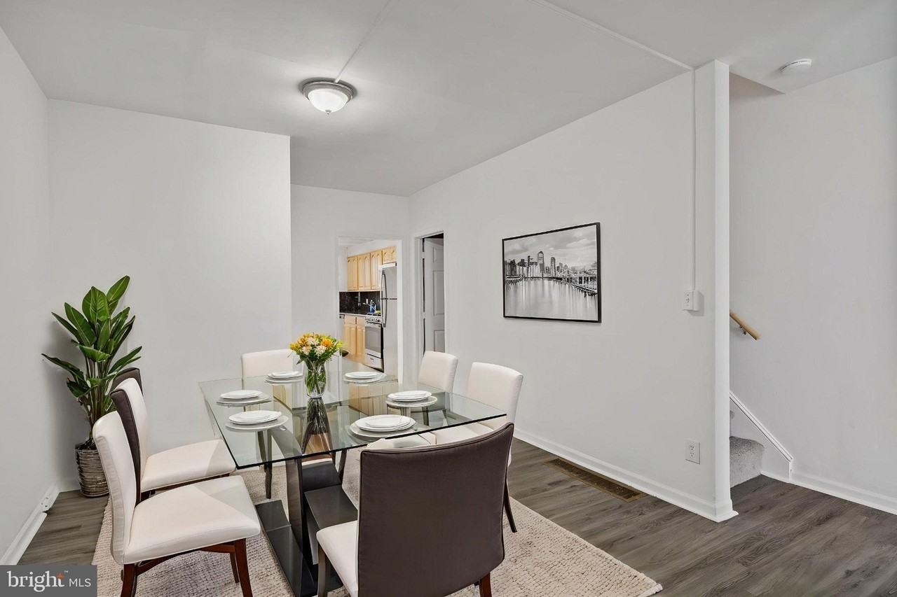 206 Baldwin St - Photo 4 of 35