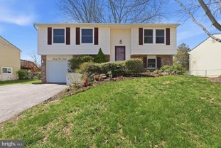 7916 Frye Rd - Photo 1 of 1