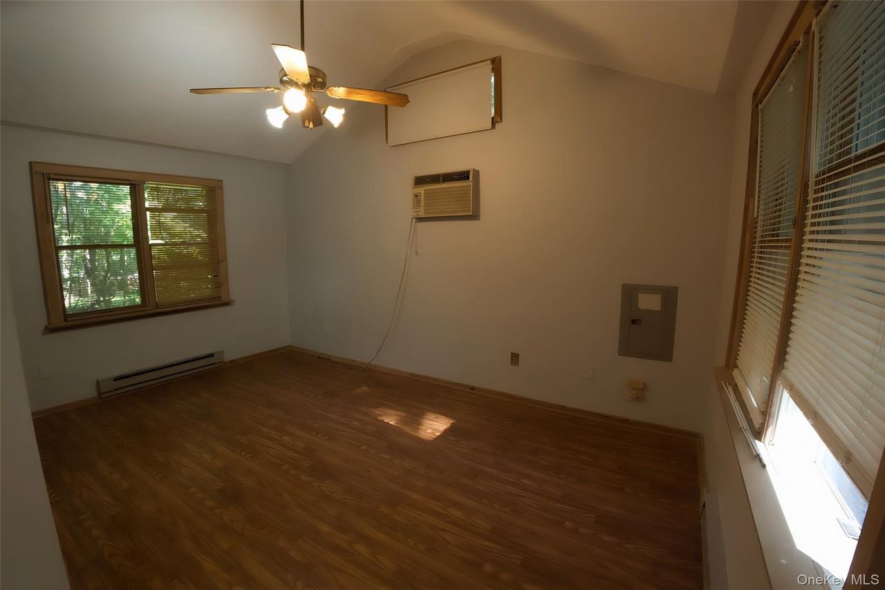 56B Shady Ln - Photo 3 of 8