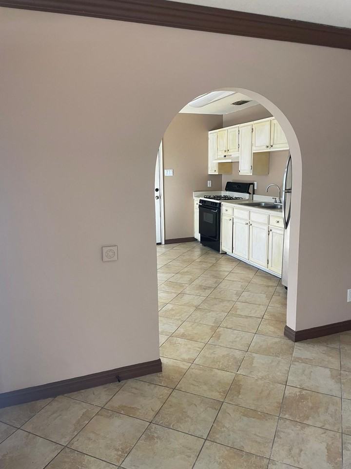 11811 Fawn Dr - Photo 7 of 27