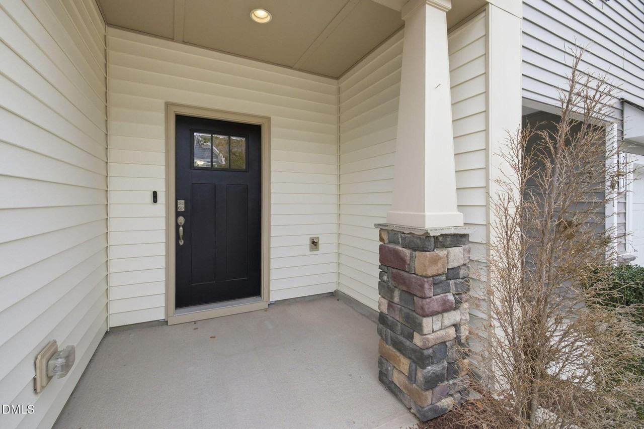 227 E Porthaven Way - Photo 3 of 28