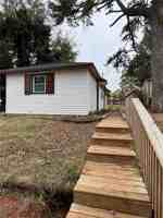 featured image of 107A Davis St